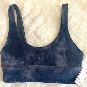 NWOT lululemon Align™ Reversible Bra Light Support, A/B Cup Size 6.